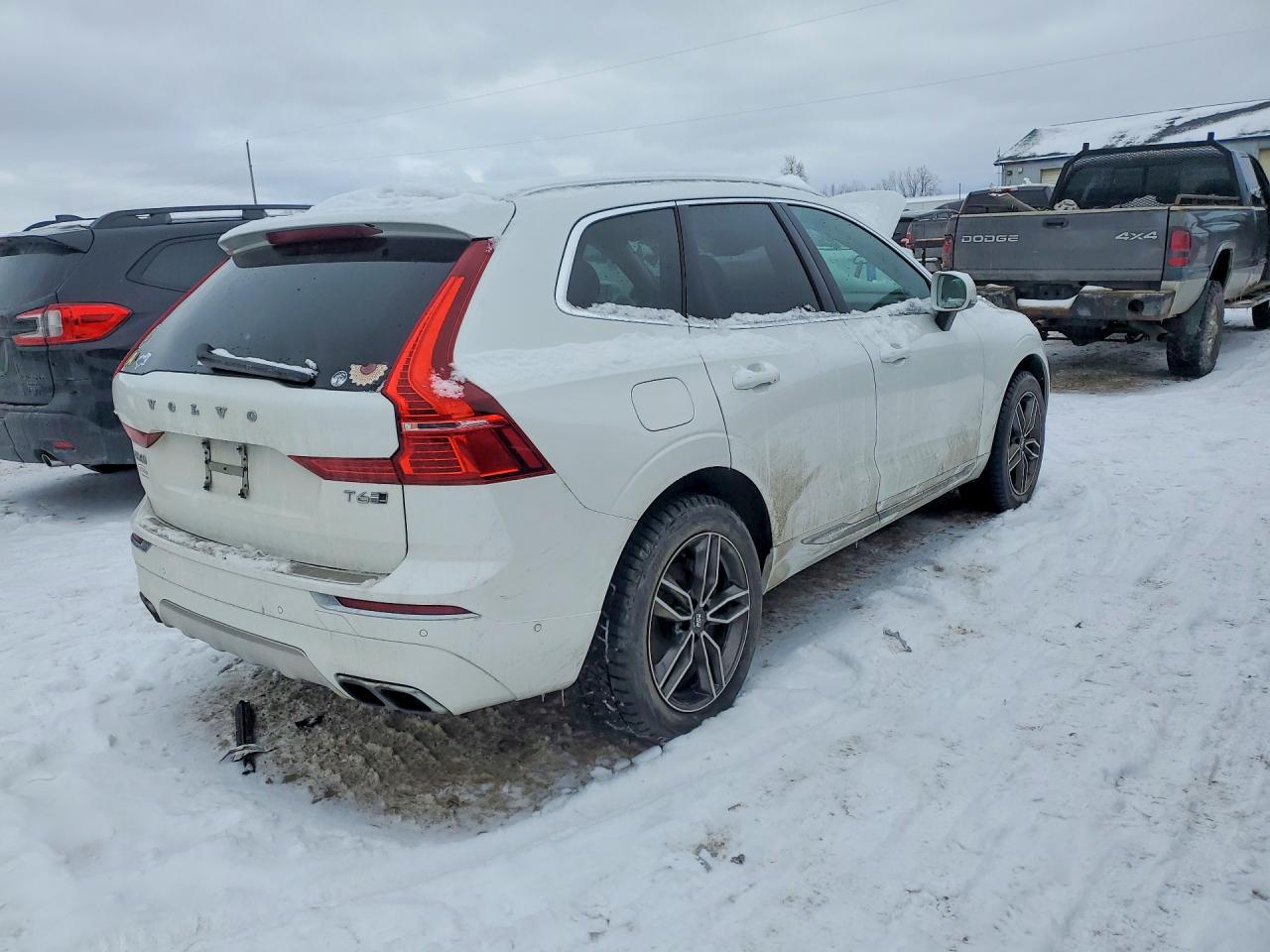 2018 Volvo Xc60 VIN LYVA22RL0JB078158 photo 3