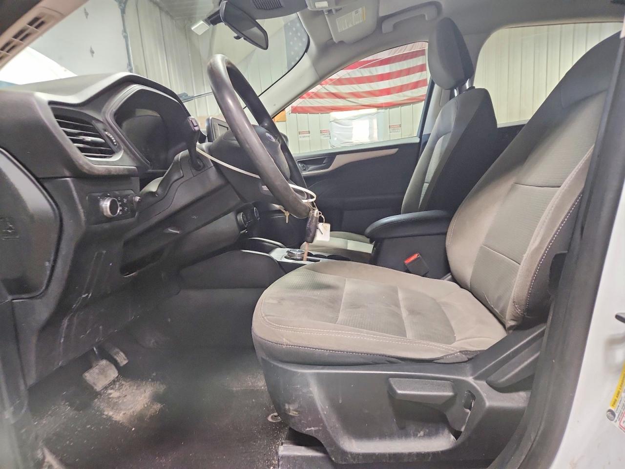 2022 Ford Escape VIN 1FMCU0F64NUB00711 photo 7