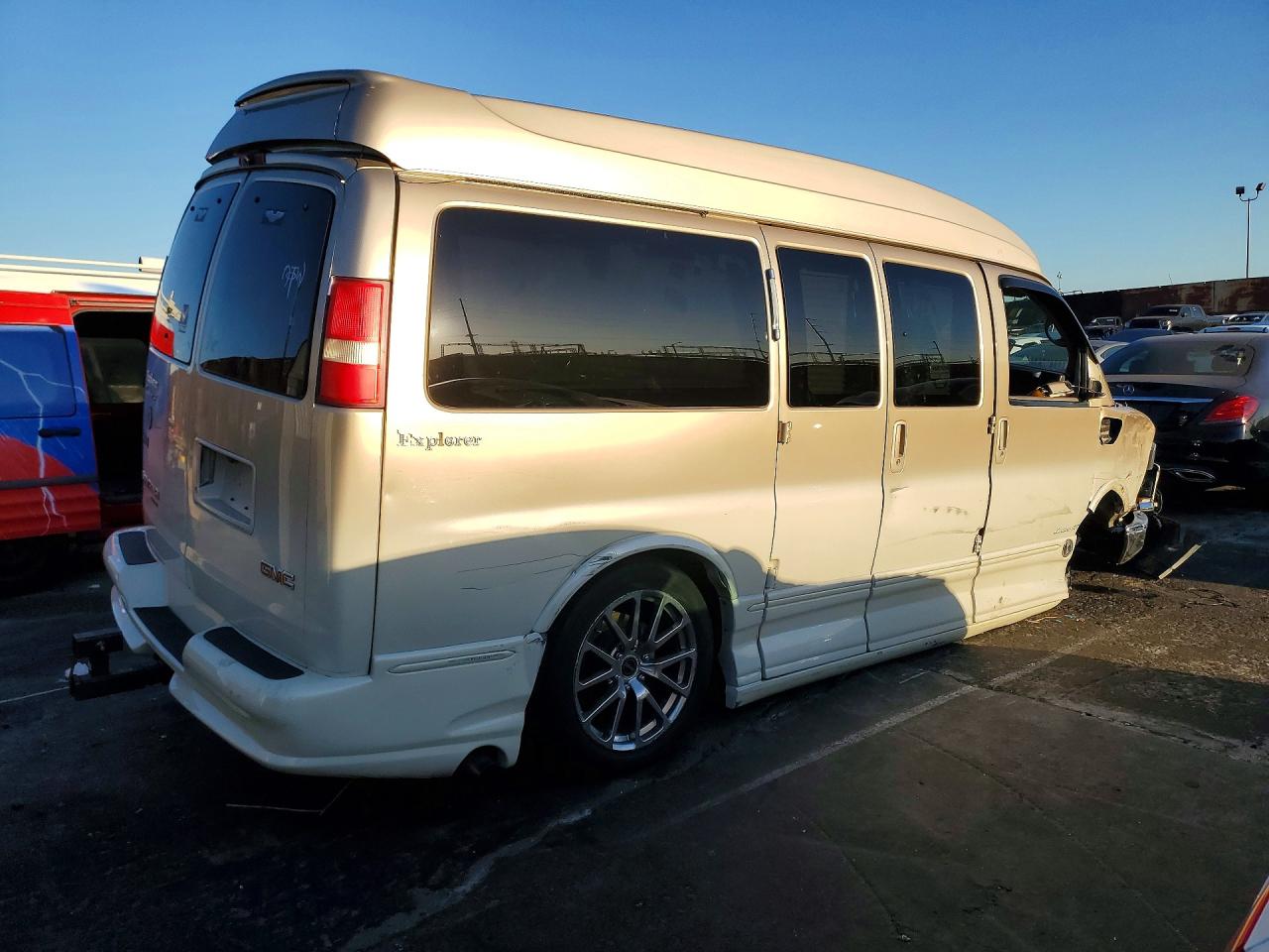 2012 GMC Savana VIN 1GDS7DC47C1146190 photo 3