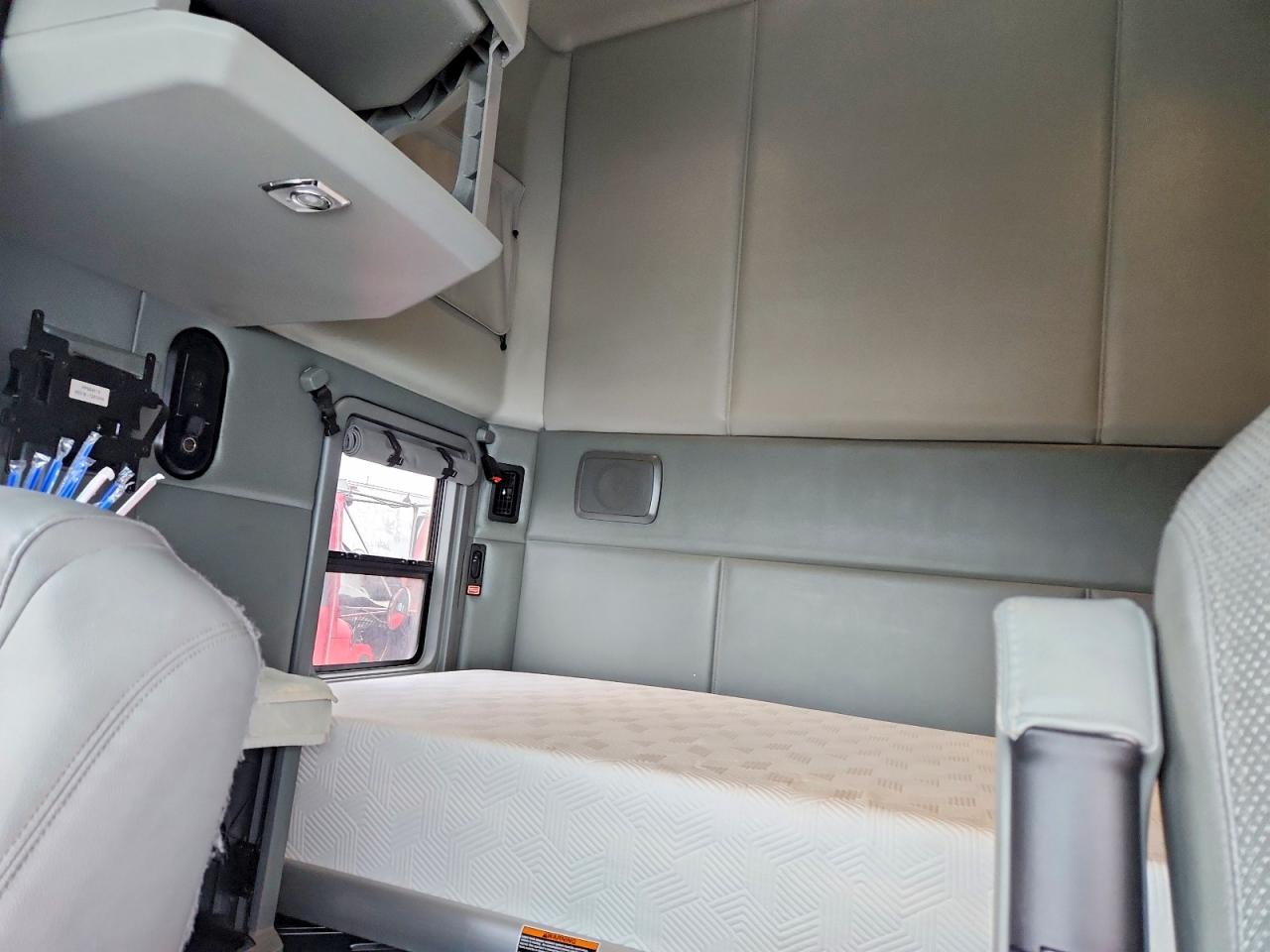 2019 KENWORTH All models VIN 1XKYDP9X4KJ223062 photo 6