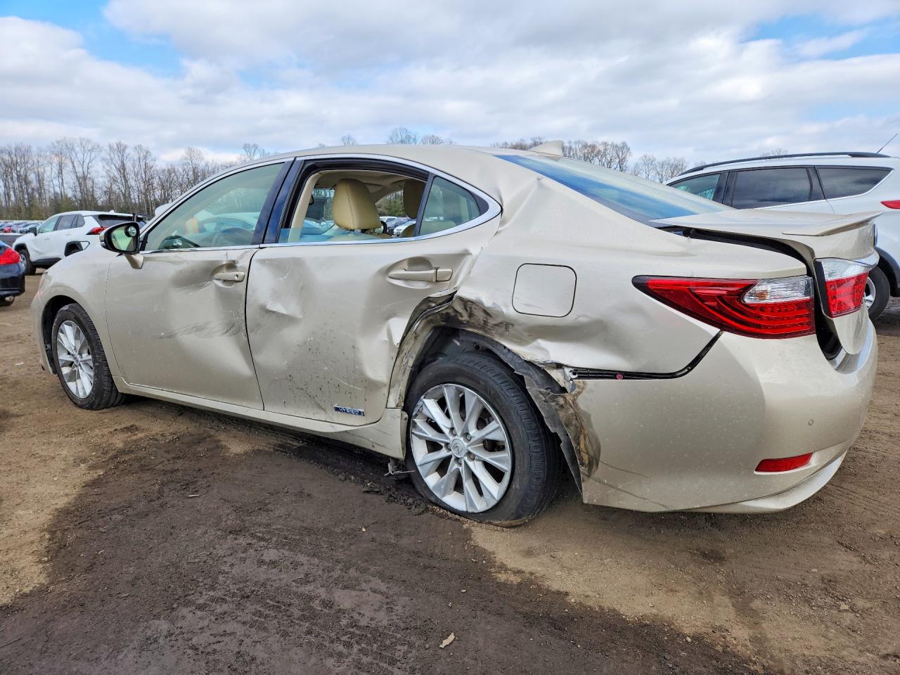 2015 Lexus Es300 VIN JTHBW1GG6F2099905 photo 2