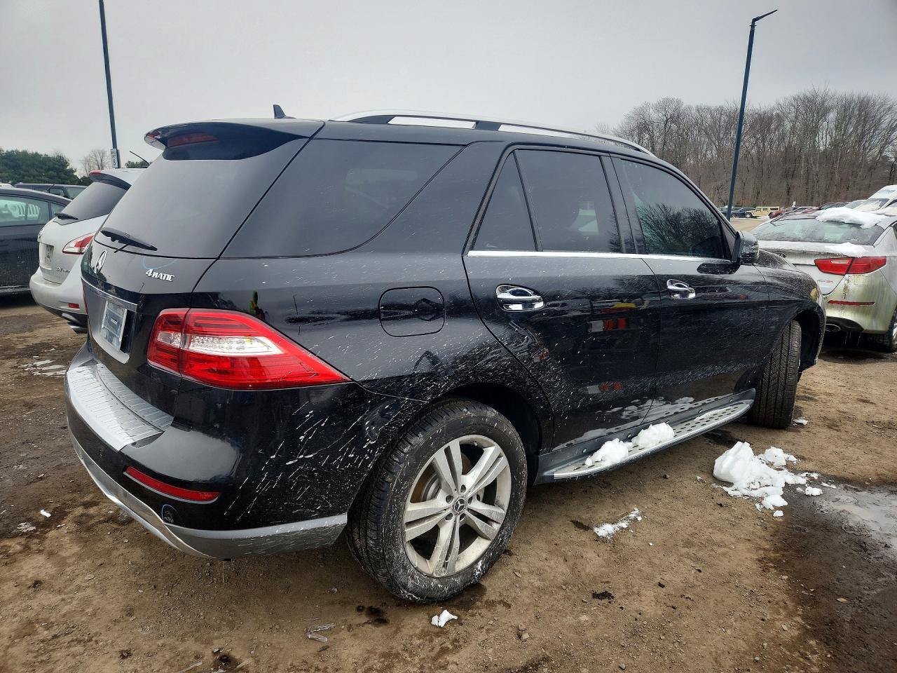 2014 Mercedes-Benz M-class VIN 4JGDA5HBXEA274790 photo 3