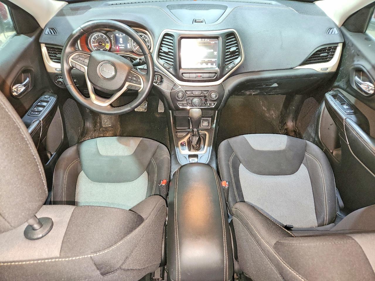 2014 Jeep Grand cher VIN 1C4PJLCS5EW143072 photo 8