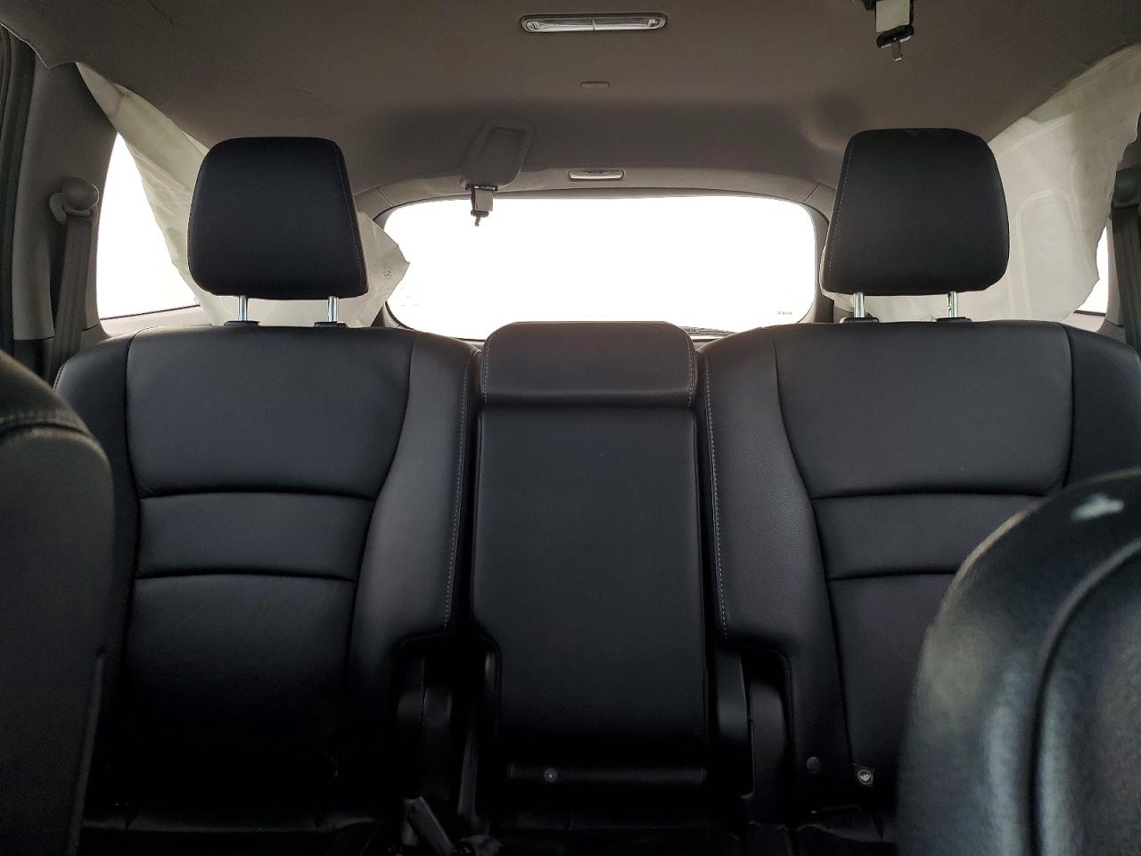 2019 Honda Pilot VIN 5FNYF6H59KB046600 photo 10