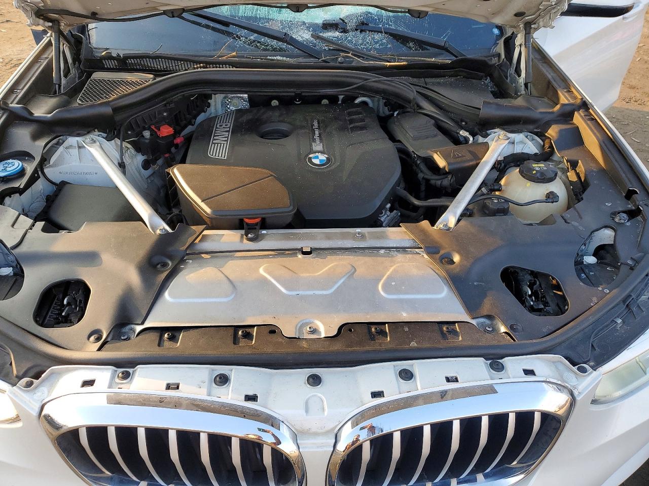 2018 BMW X3 VIN 5UXTR9C56JLD90053 photo 12