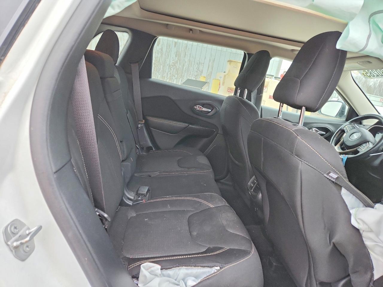 2015 Jeep Grand cher VIN 1C4PJMCS1FW739576 photo 11