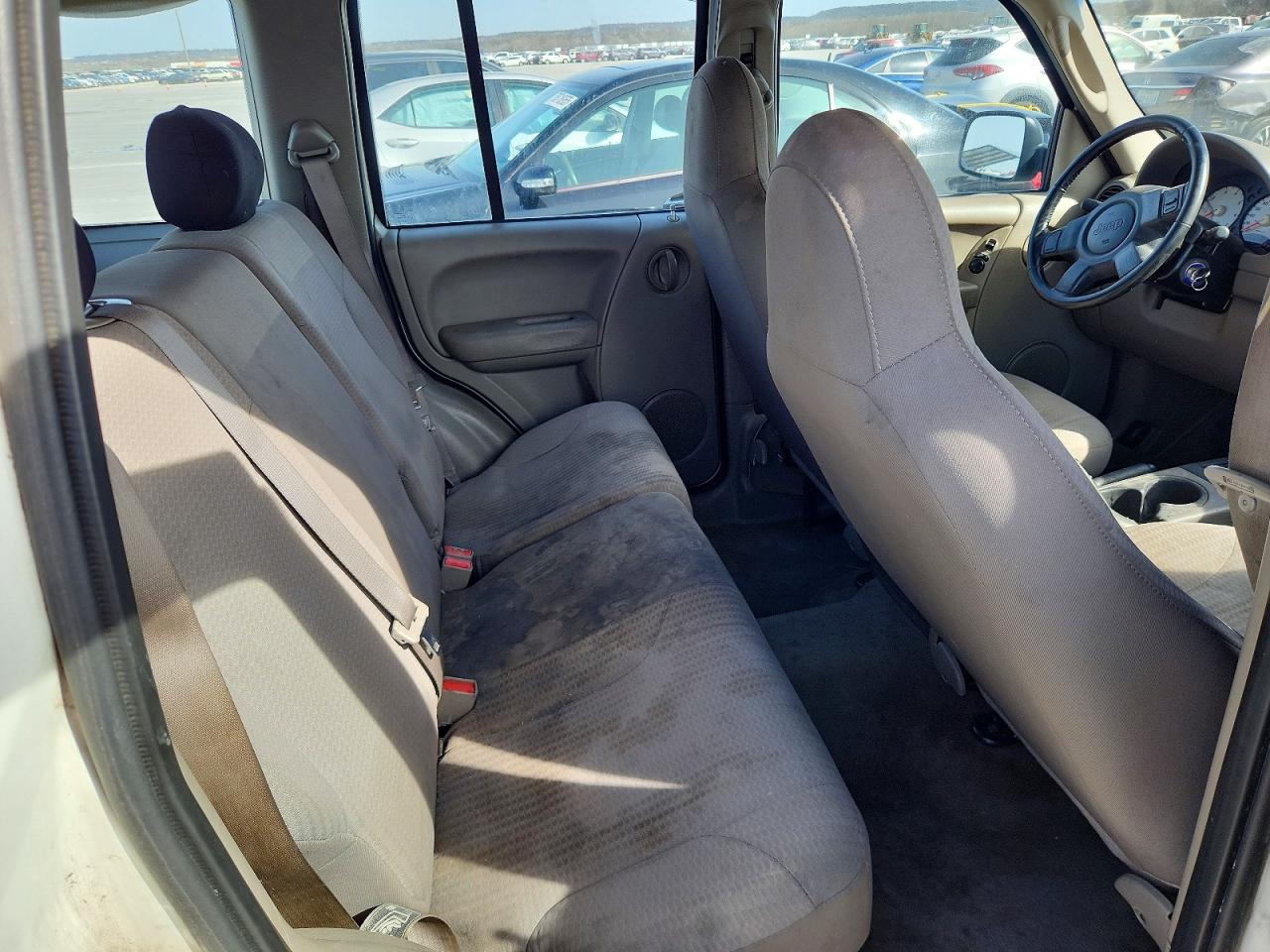 2003 Jeep Liberty VIN 1J4GK48K13W727634 photo 11
