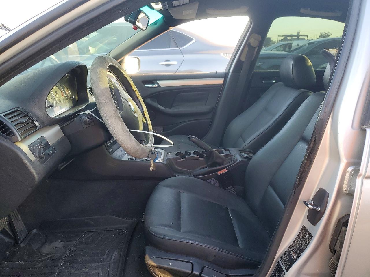 2002 BMW 3 series VIN WBAEV33442KL76969 photo 7