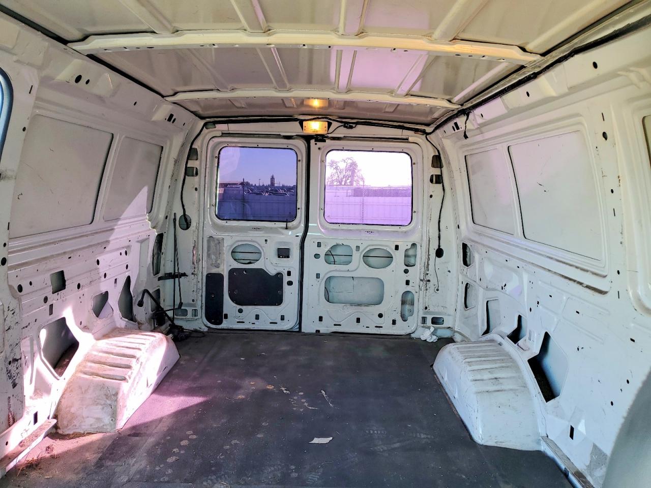 2003 Ford Econoline VIN 1FTRE14283HA02059 photo 10