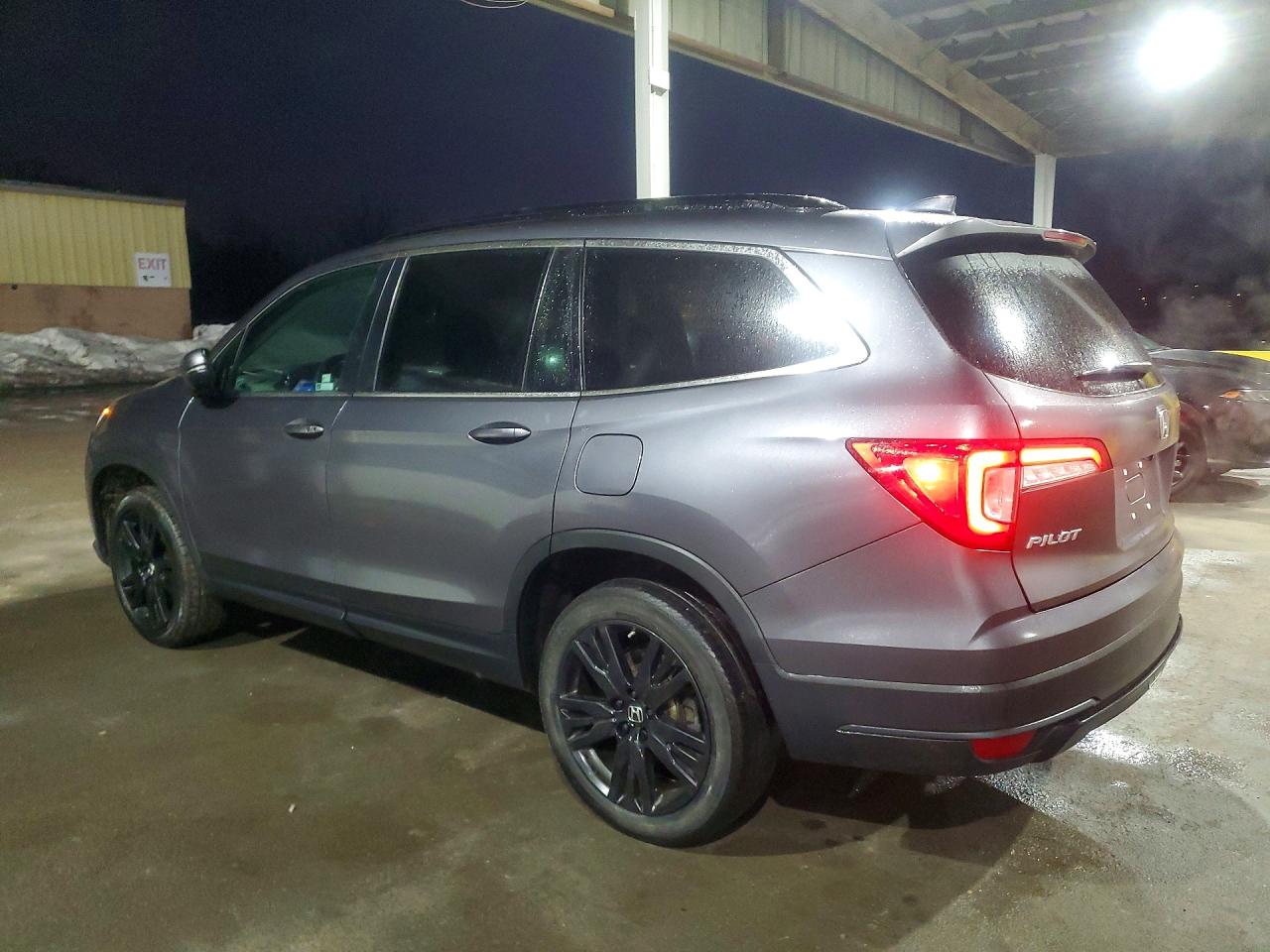 2022 Honda Pilot VIN 5FNYF6H21NB081884 photo 2