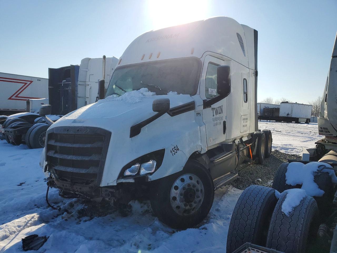 2020 FREIGHTLINER All other VIN 3AKJHHDR7LSLR2480 photo 2