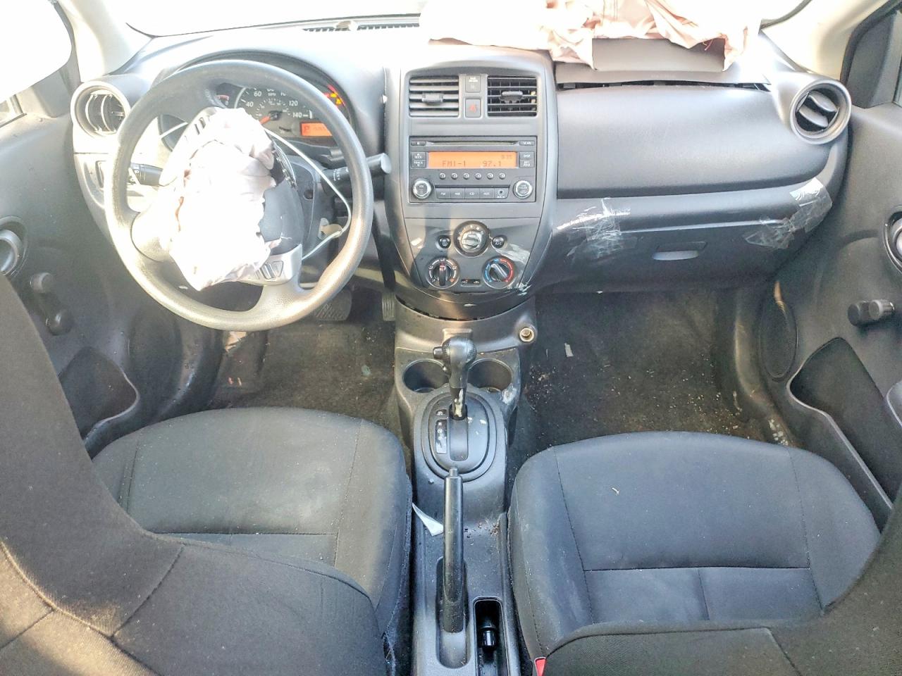2017 NISS Versa VIN 3N1CN7AP4HL892547 photo 8