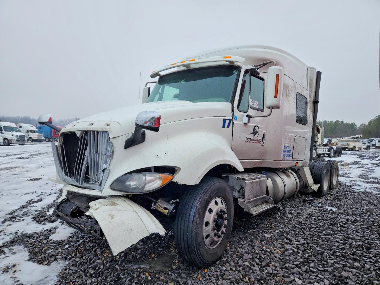 2016 International All models VIN 3HSDJAPR6GN107099 photo 2