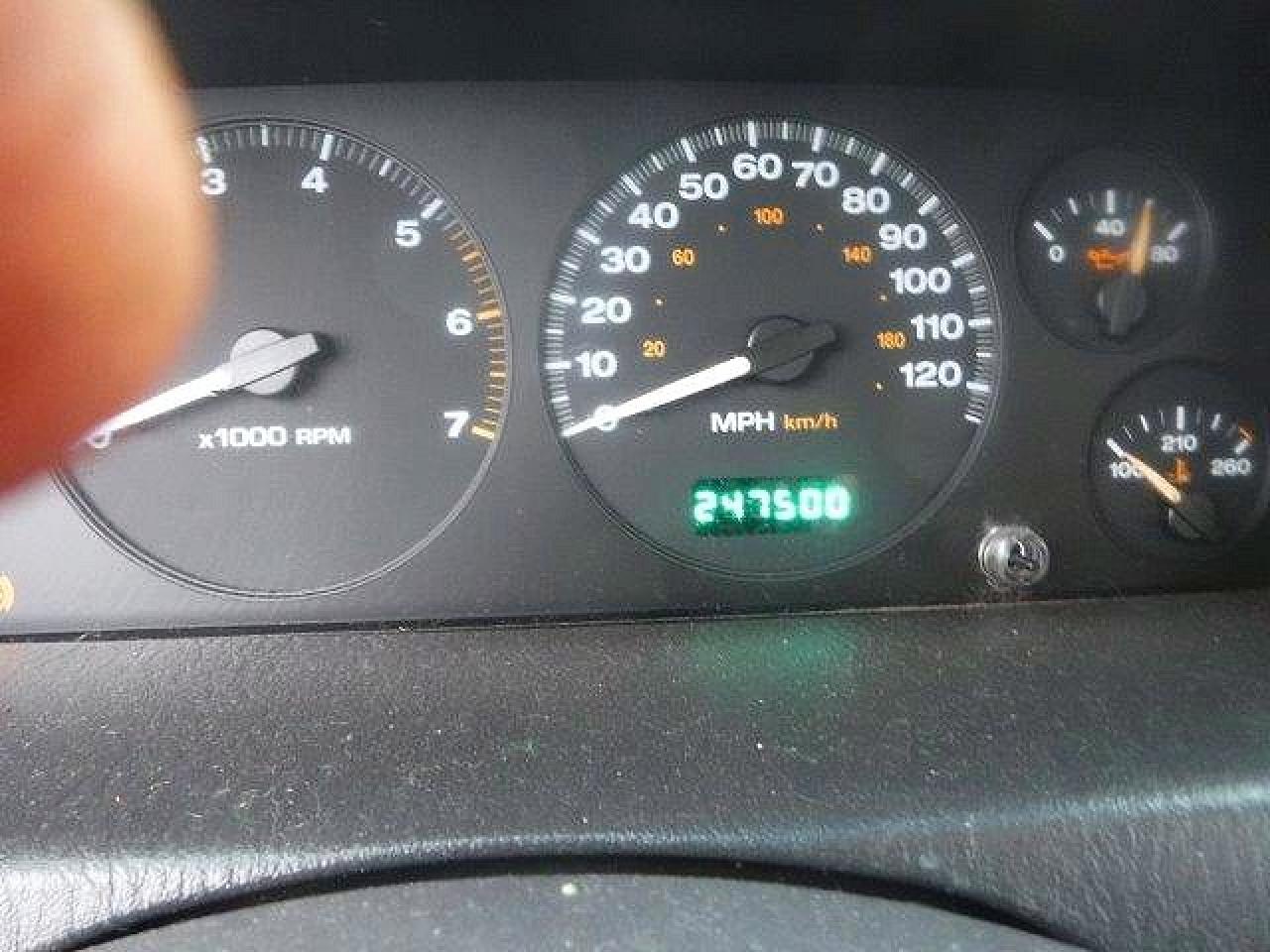 1999 Jeep Grand cher VIN 1J4GW68N3XC639363 photo 9