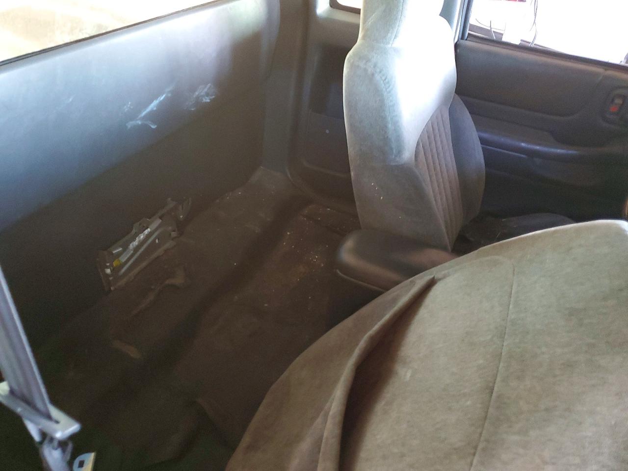 2002 CHEV S10 VIN 1GCCS19W128162048 photo 10