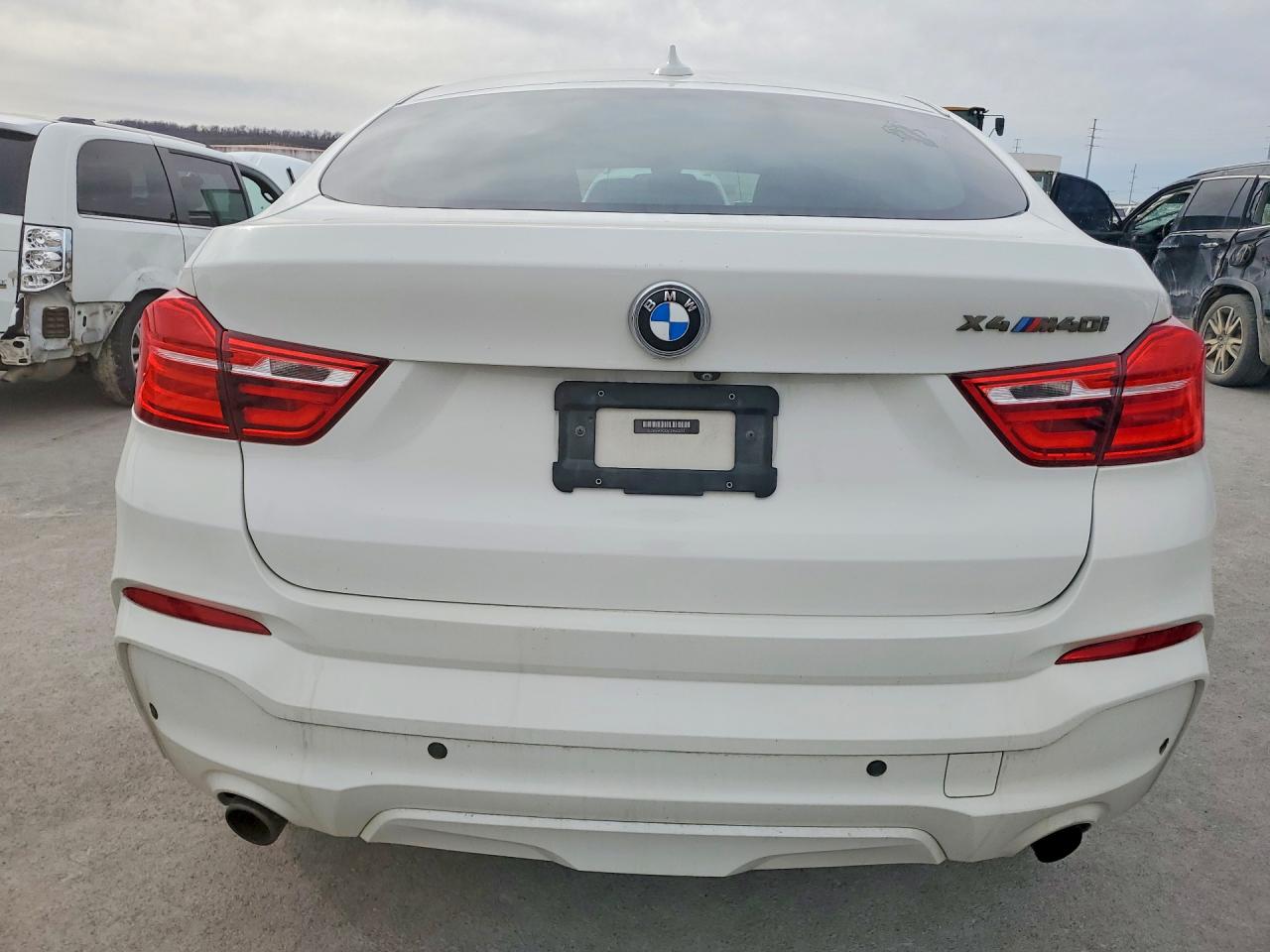 2018 BMW X4 VIN 5UXXW7C5XJ0W63752 photo 6