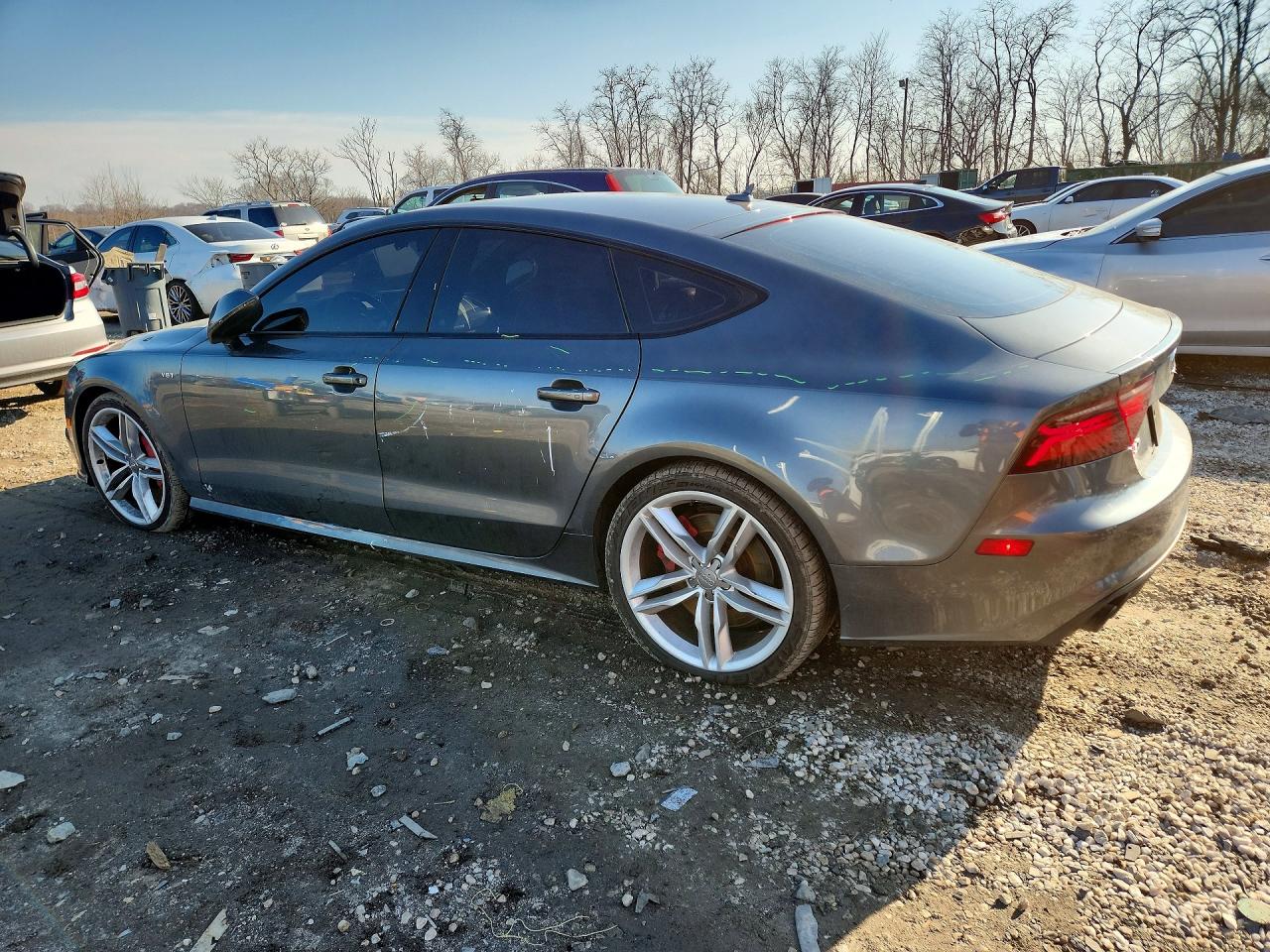 2017 Audi S7 VIN WAU2FBFC3HN117023 photo 2