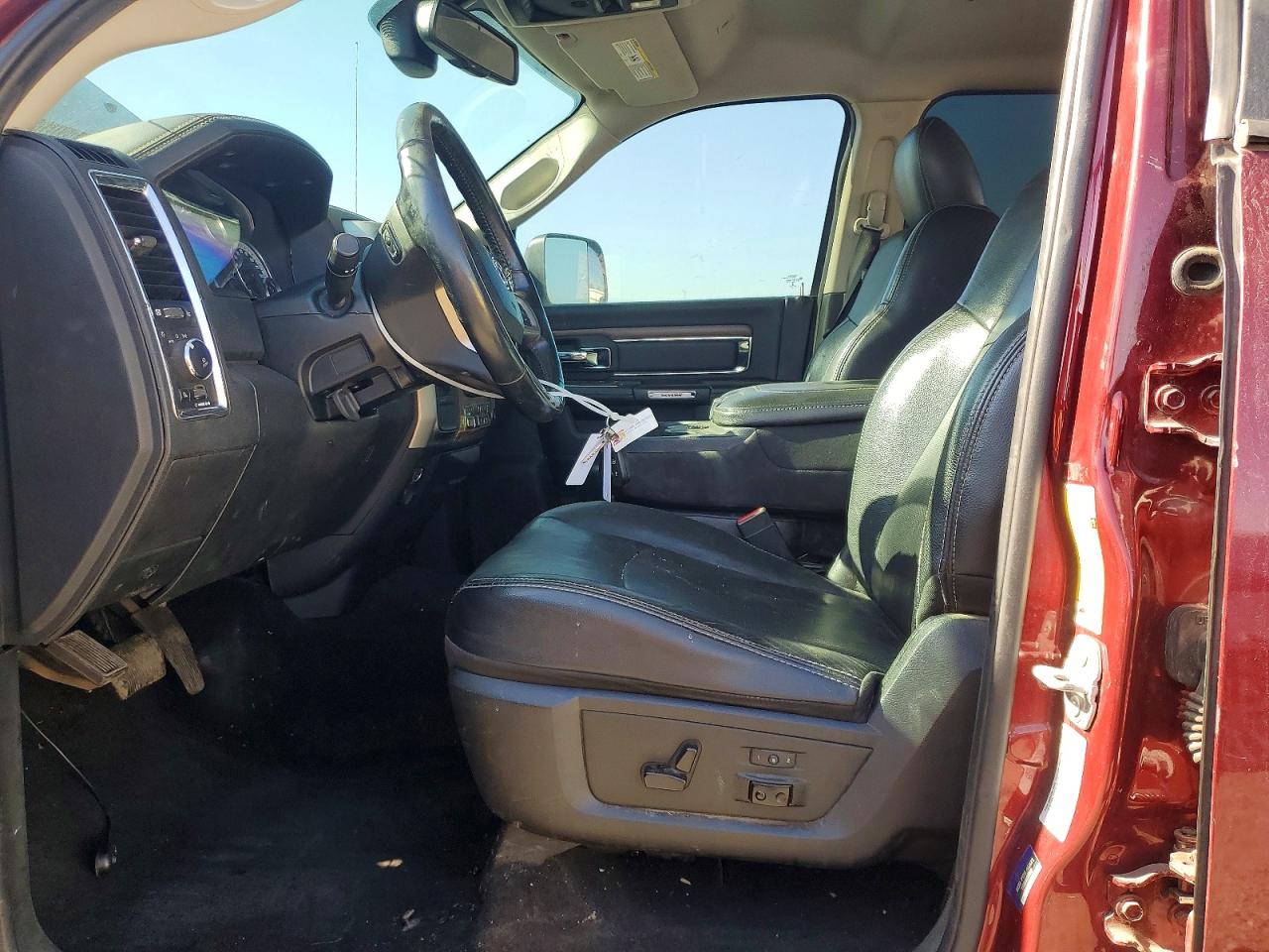 2017 Ram 2500 VIN 3C6UR5FL9HG667346 photo 7