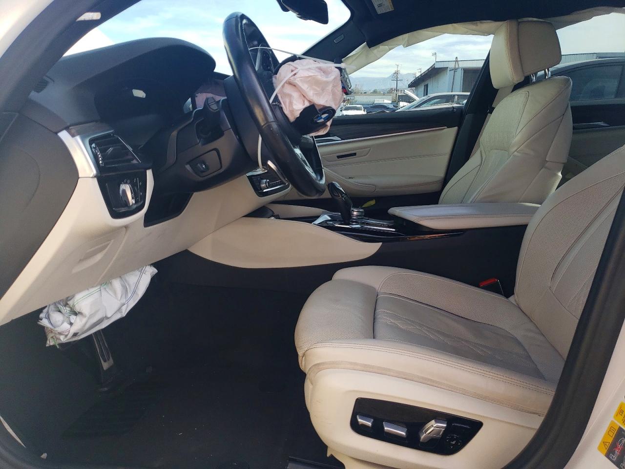 2021 BMW 5 series VIN WBA13AG06MCF92046 photo 7