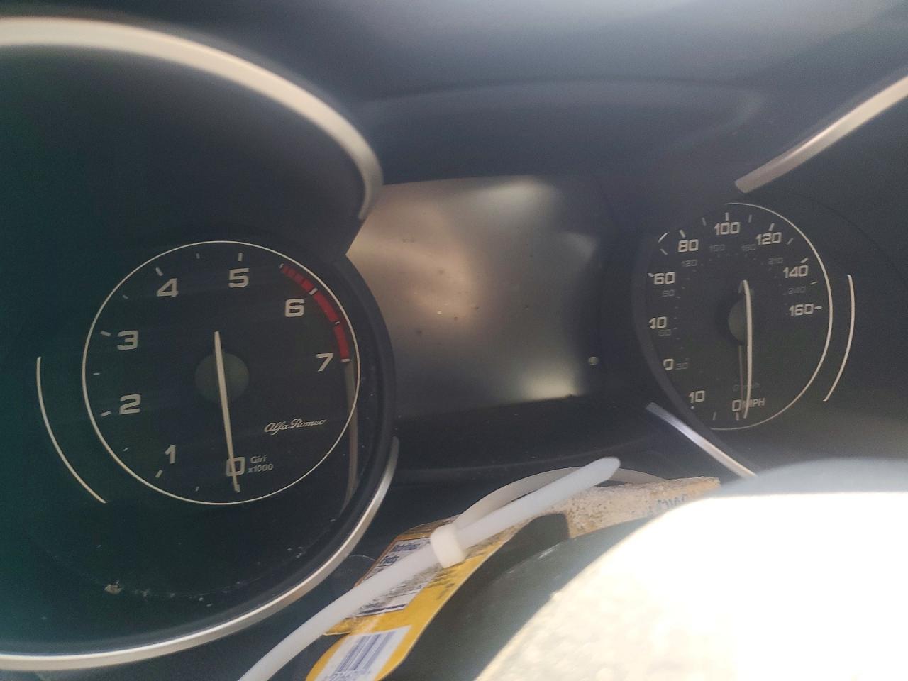 2021 Alfa Stelvio VIN ZASPAJAN3M7C98236 photo 9