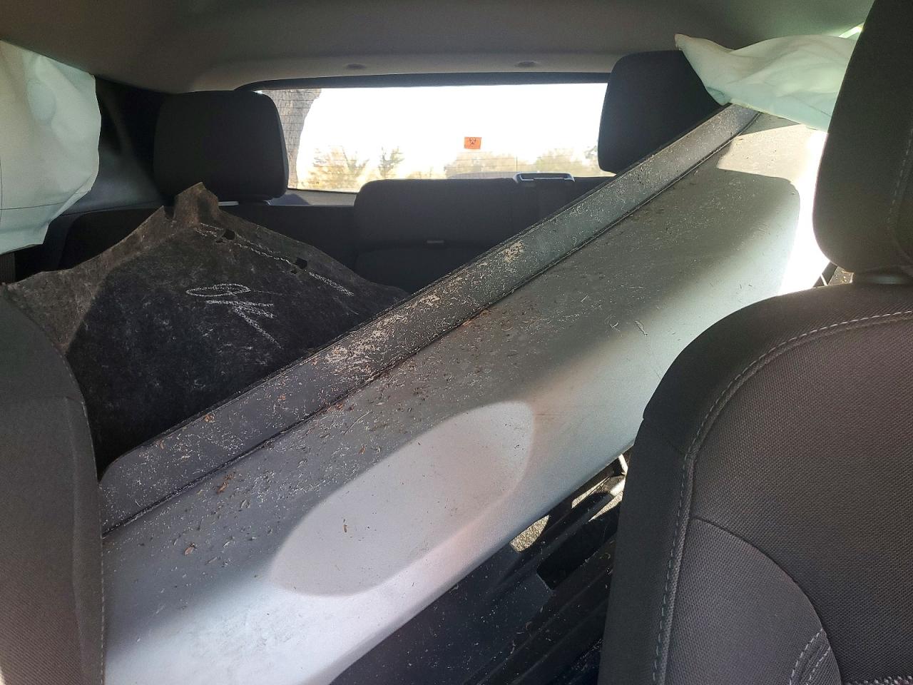 2022 Chevrolet Blazer VIN 3GNKBCR40NS193865 photo 10