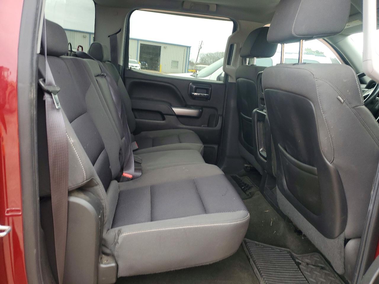 2015 Chevrolet All models VIN 3GCUKREC7FG109238 photo 10