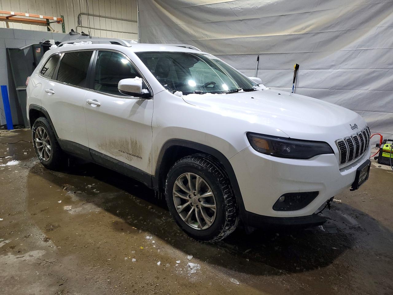 2021 Jeep Cherokee VIN 1C4PJMMX0MD245583 photo 4