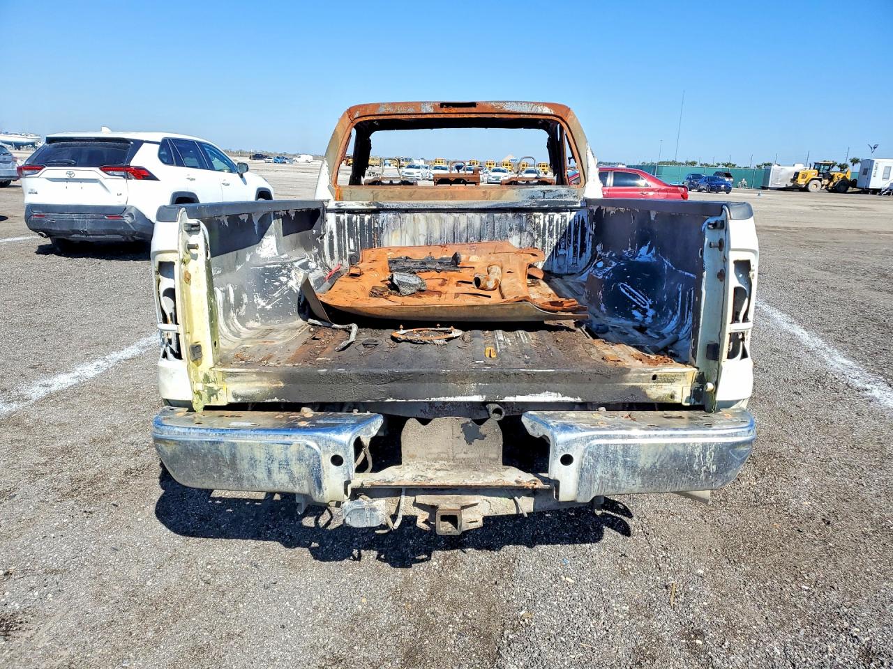 2011 Ford F250 VIN 1FTBF2AT4BEA73373 photo 6