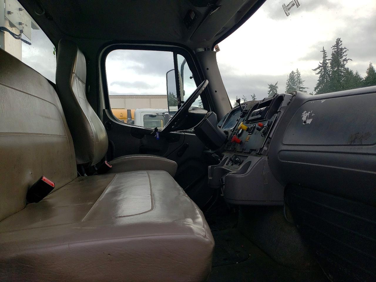 2014 FREIGHTLINER All models VIN 1FVAC4DX9EHFU6757 photo 5
