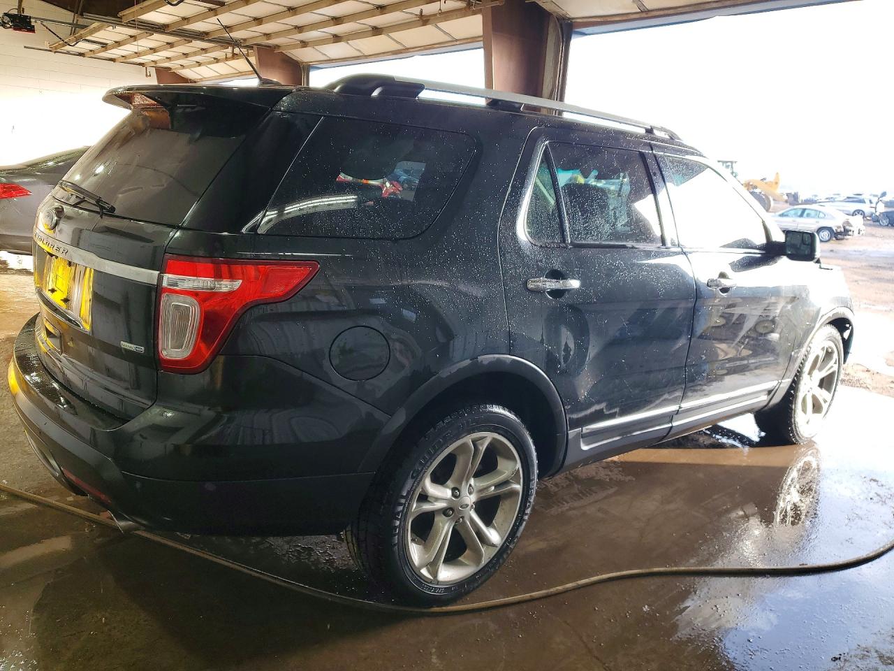 2015 Ford Explorer VIN 1FM5K8F87FGB97952 photo 3