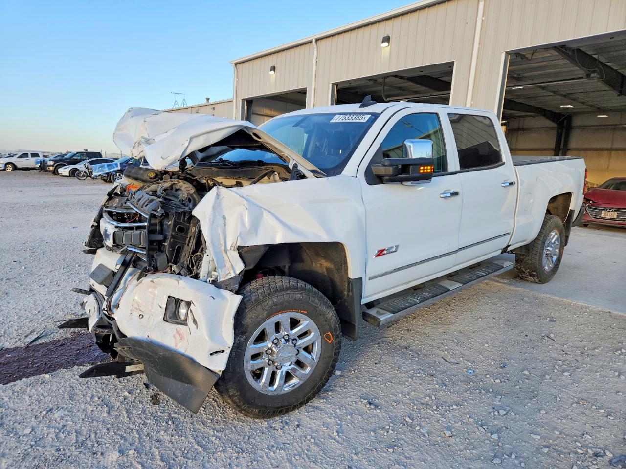 2019 Chevrolet All models VIN 1GC1KWEG7KF264145 photo 1