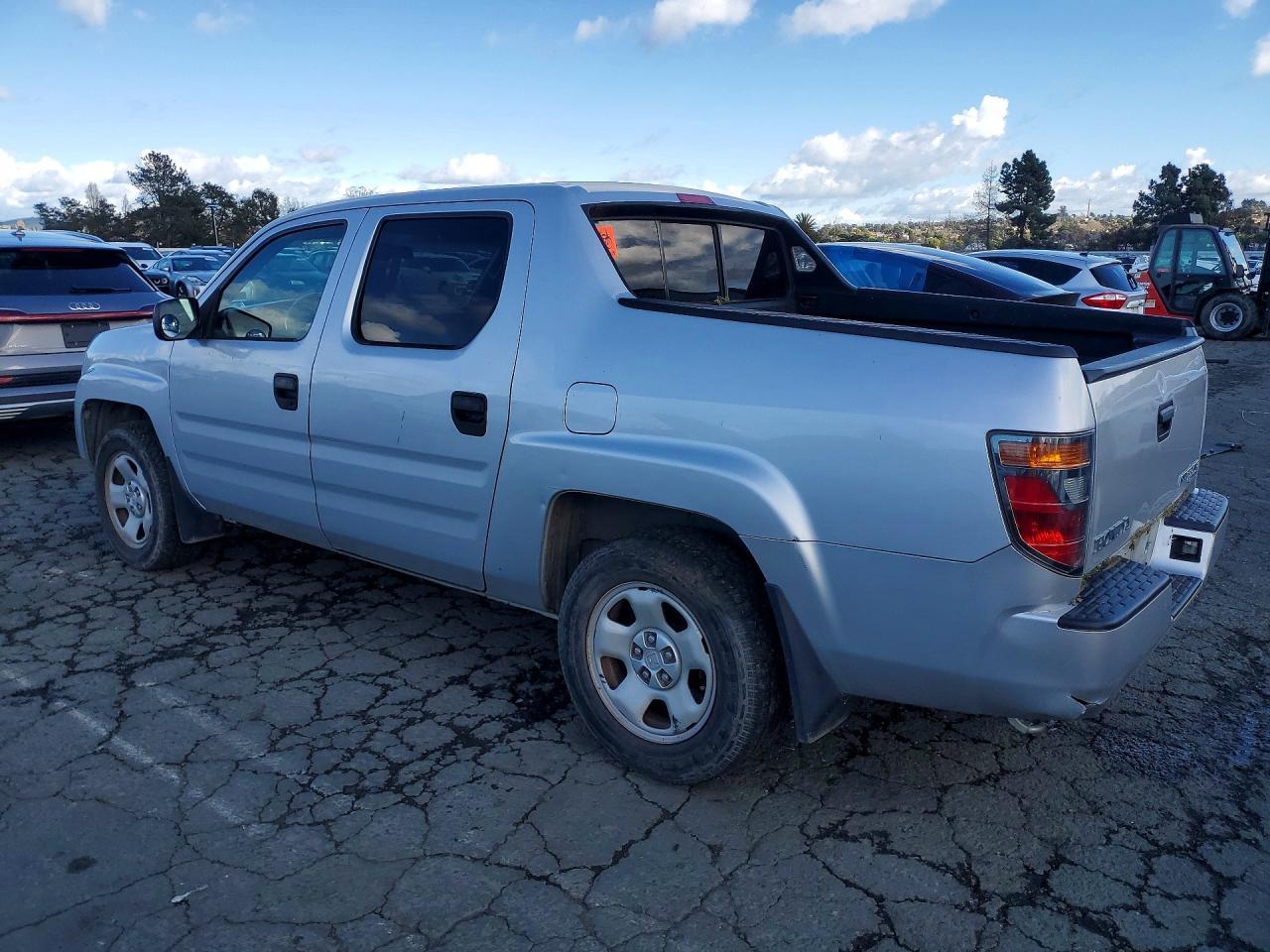2007 Honda Ridgeline VIN 2HJYK16297H522249 photo 2