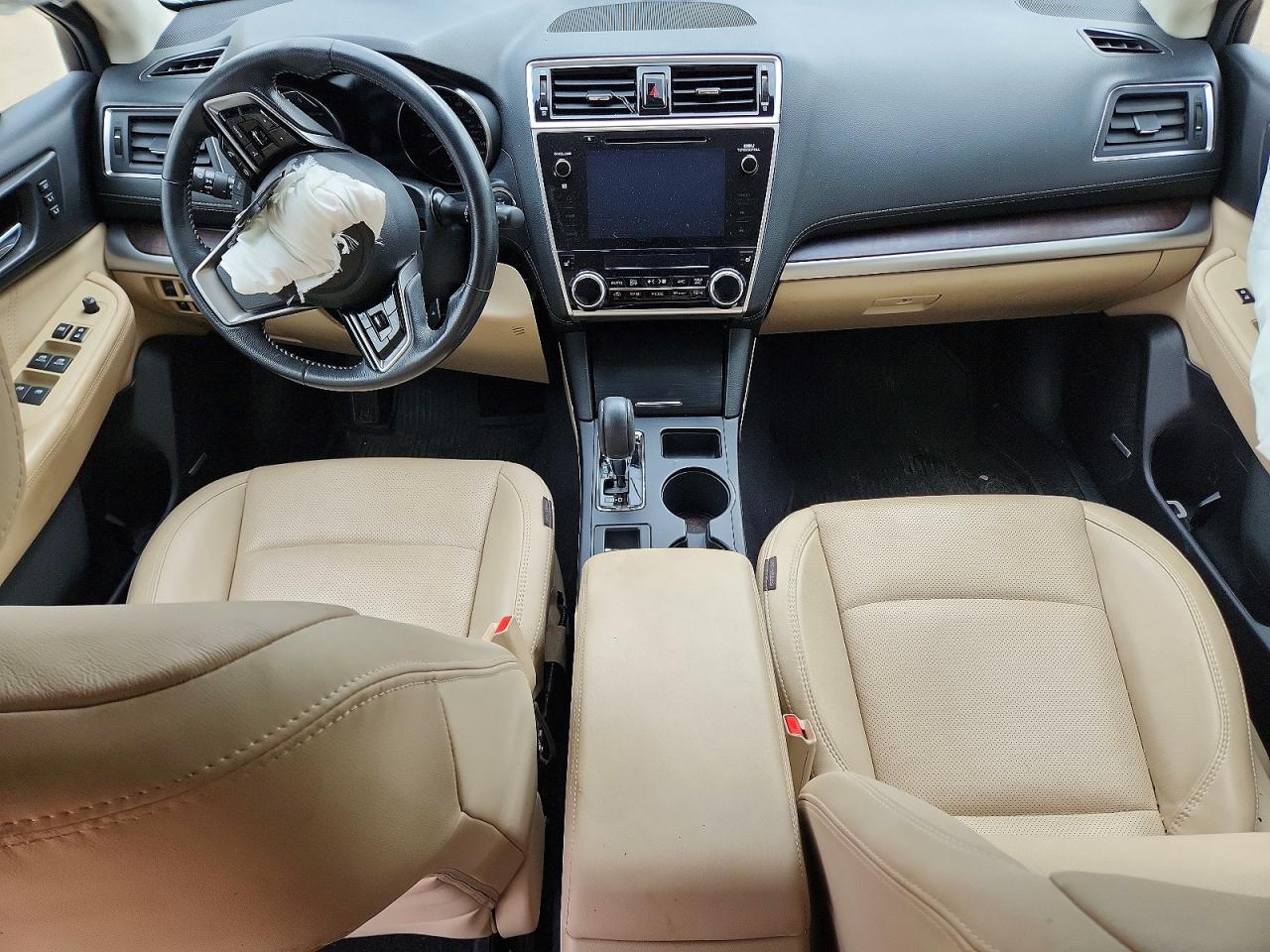 2019 Subaru Outback VIN 4S4BSANC9K3328185 photo 8
