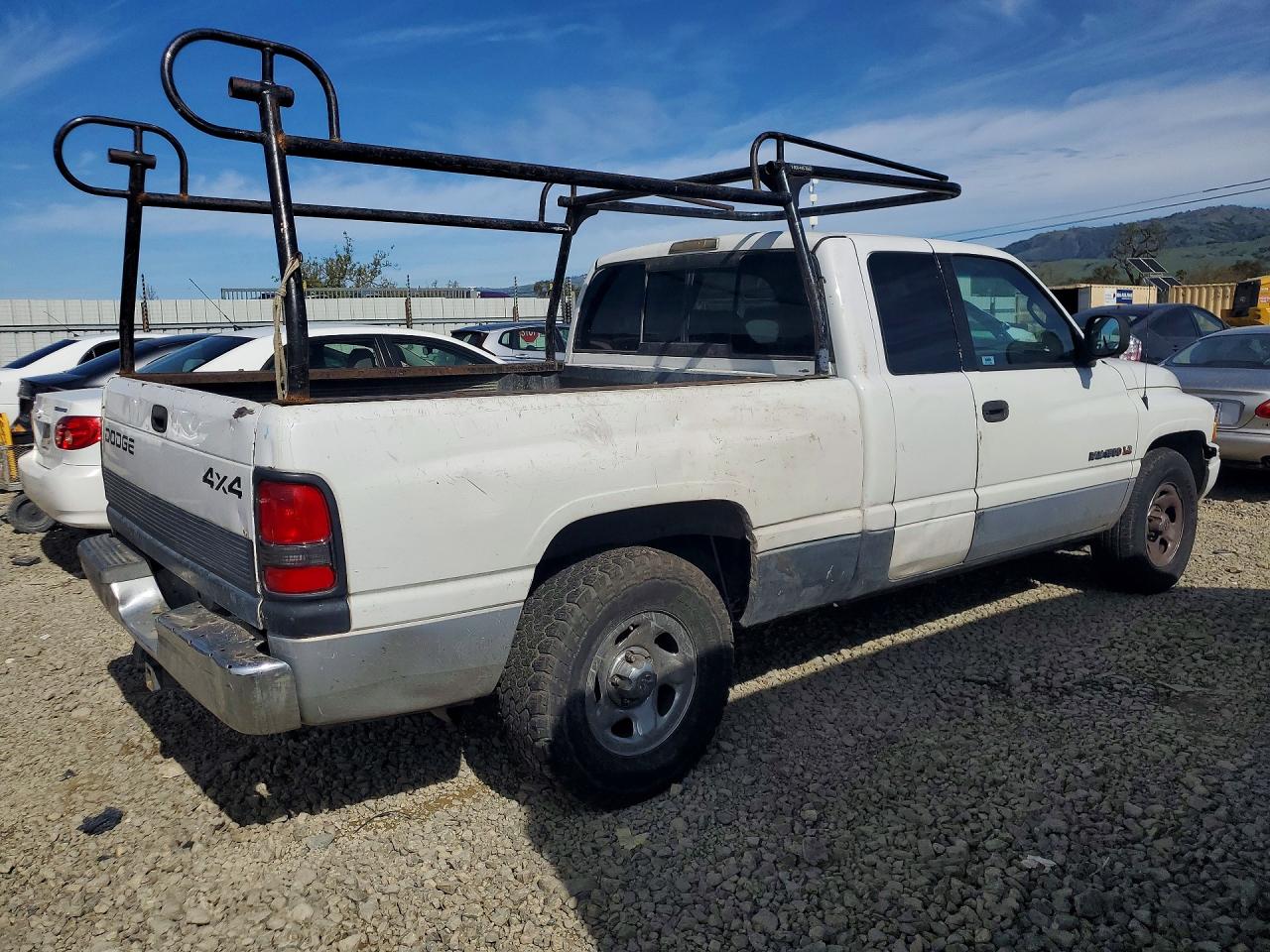 1999 DODGE All models VIN 1B7HC13Y2XJ597500 photo 3