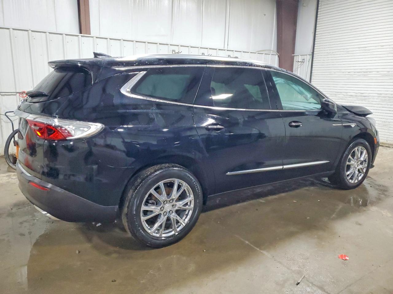 2022 Buick Enclave VIN 5GAEVAKWXNJ117327 photo 3