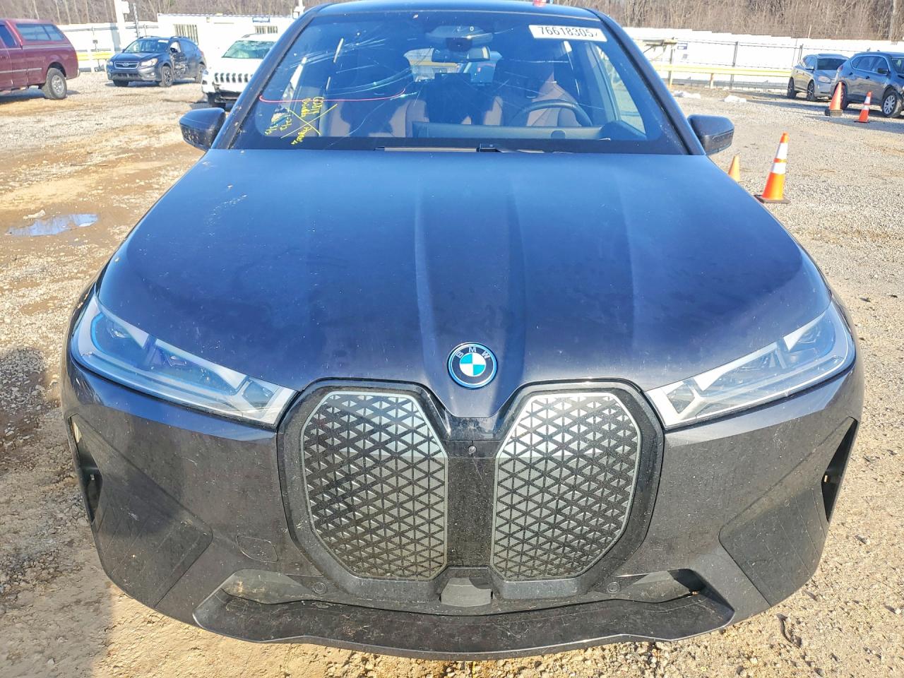 2024 BMW Ix m60 VIN WB533CF00RCN49864 photo 5