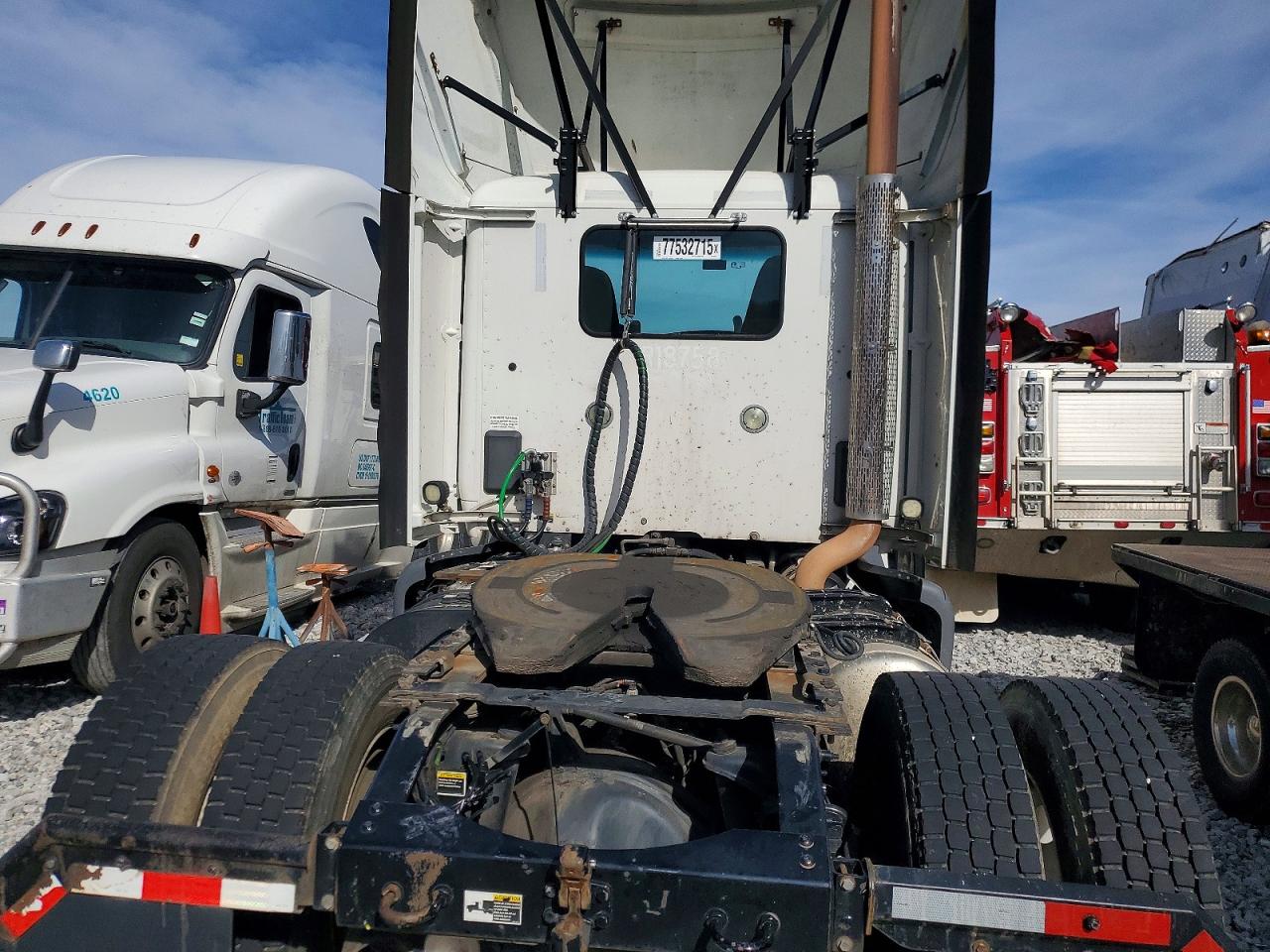 2017 PETERBILT All models VIN 1XPBA48XXHD409527 photo 6
