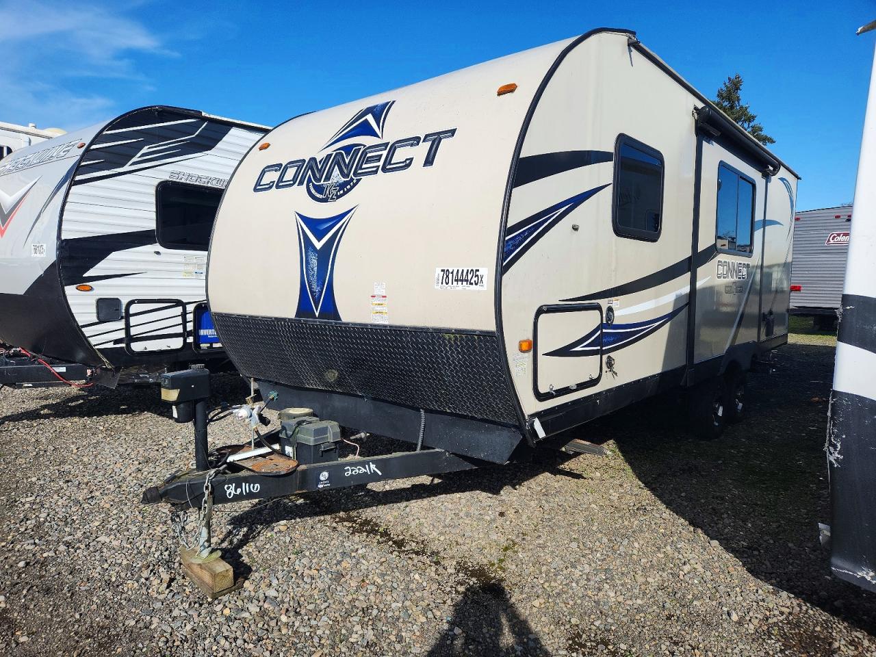 2018 KZRV Trailers VIN 4EZTL2321J8035323 photo 2