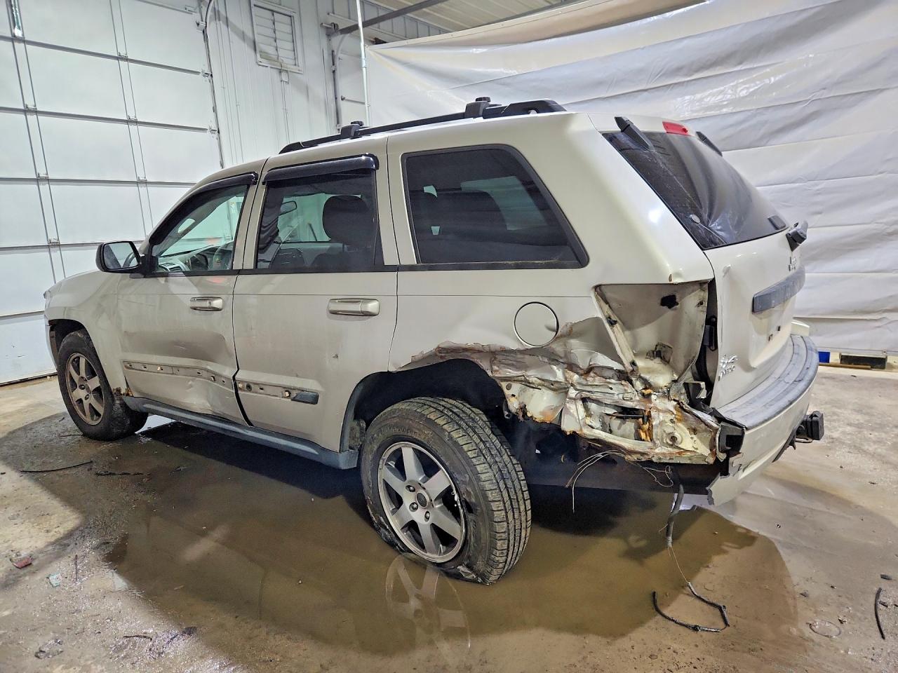 2007 Jeep Grand cher VIN 1J8GR48K87C680068 photo 2