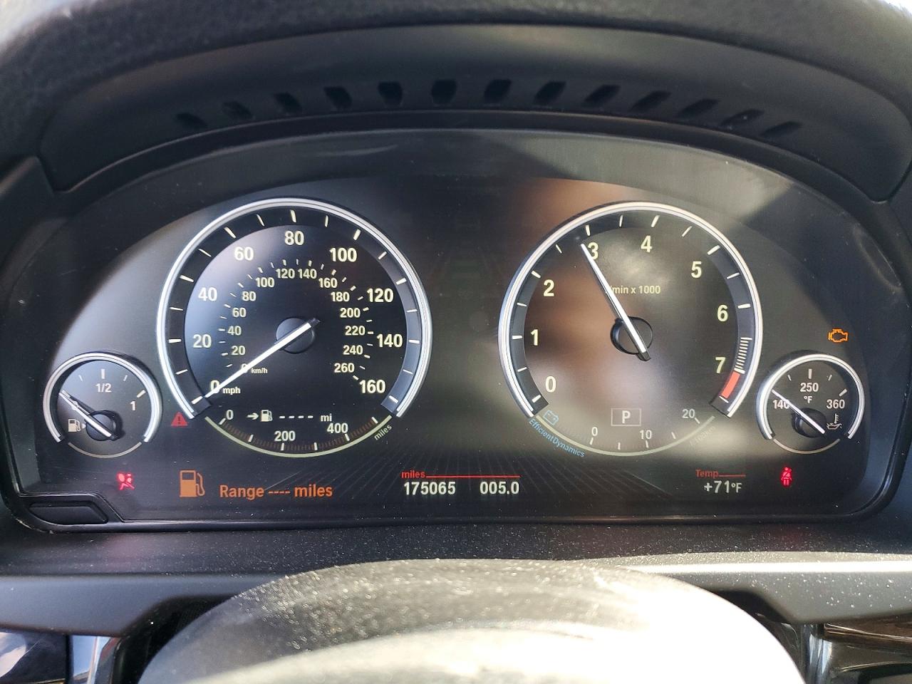 2014 BMW X5 VIN 5UXKR2C50E0H33935 photo 9