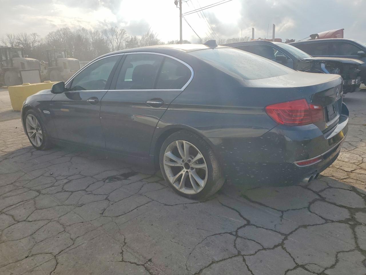 2016 BMW 5 series VIN WBAXA5C57GD691978 photo 2