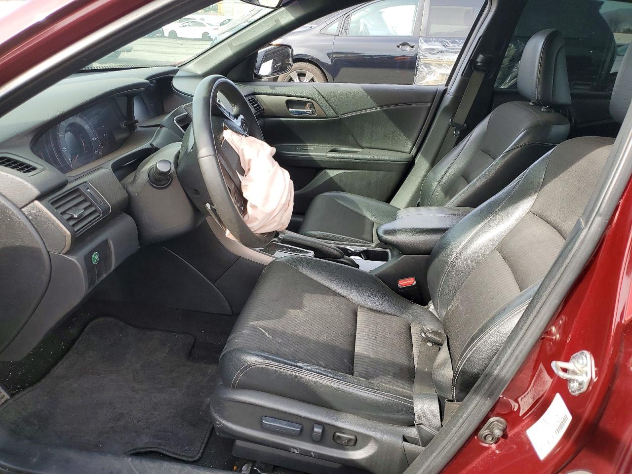 2016 HONDA Accord VIN 1HGCR2F57GA168368 photo 7