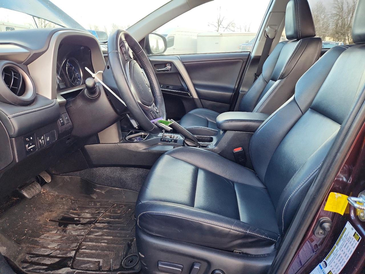 2016 Toyota Rav4 VIN 2T3DFREV1GW468883 photo 7