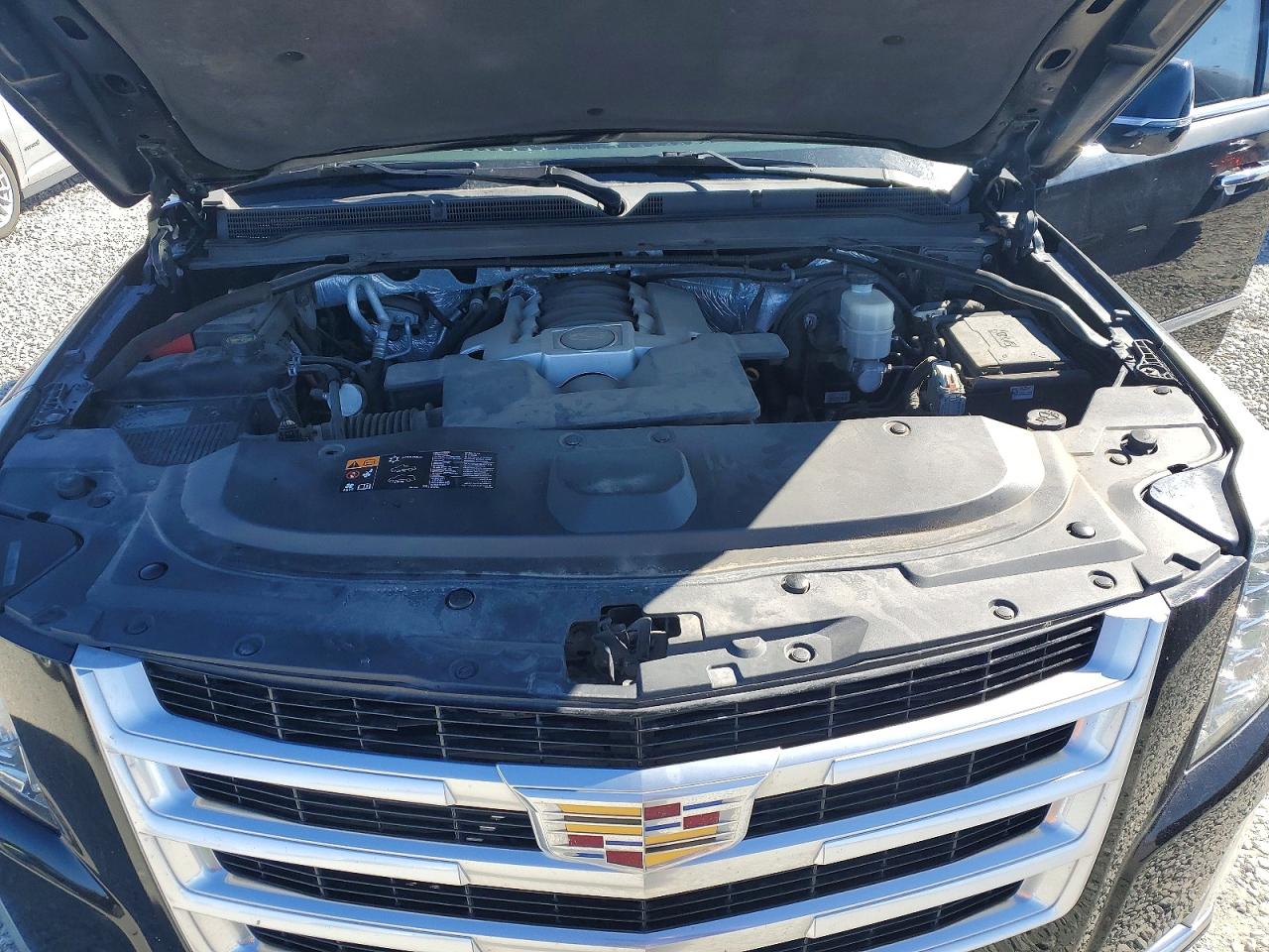2015 Cadillac Escalade VIN 1GYS4MKJ9FR554999 photo 12