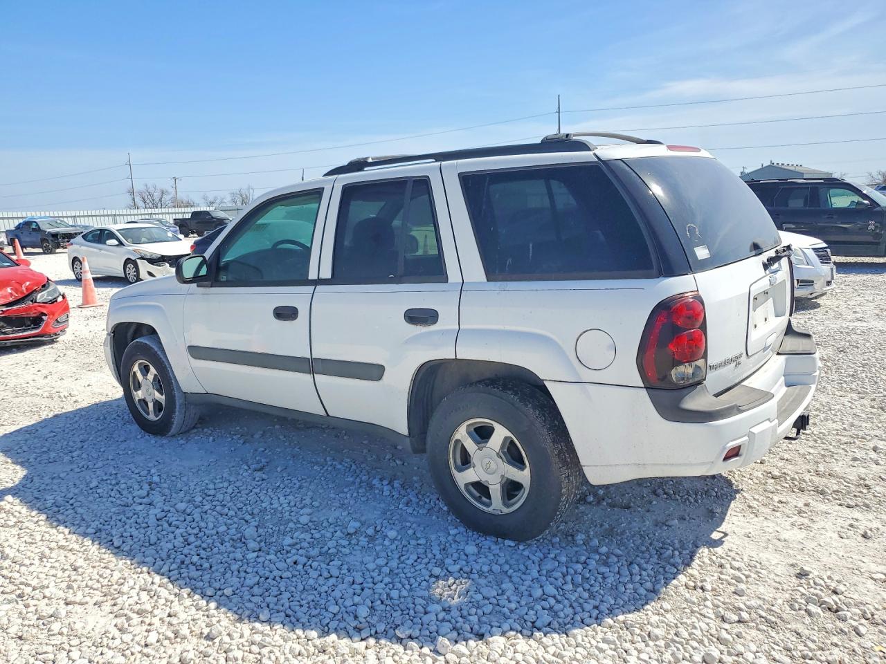 2005 Chevrolet Trailblzr VIN 1GNDS13S652197306 photo 2