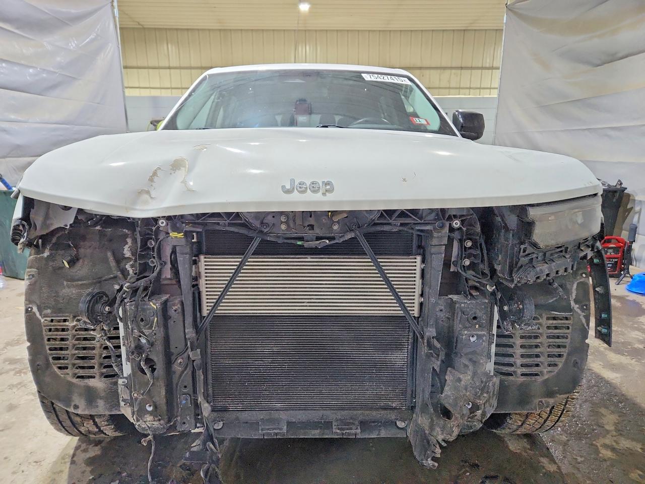 2022 Jeep Grand cher VIN 1C4RJKAG0N8559620 photo 5