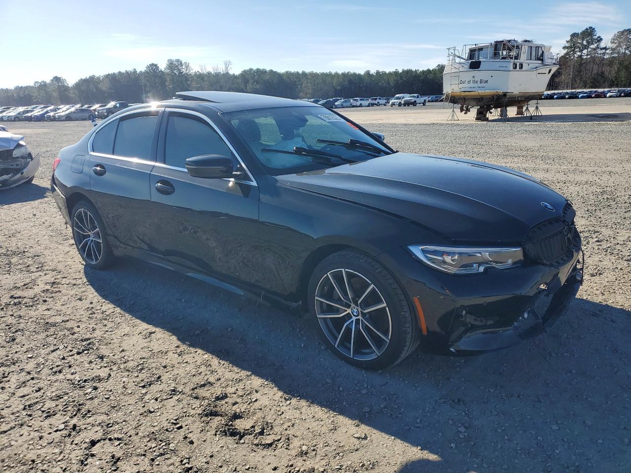 2019 BMW 3 series VIN 3MW5R1J5XK8B00088 photo 4