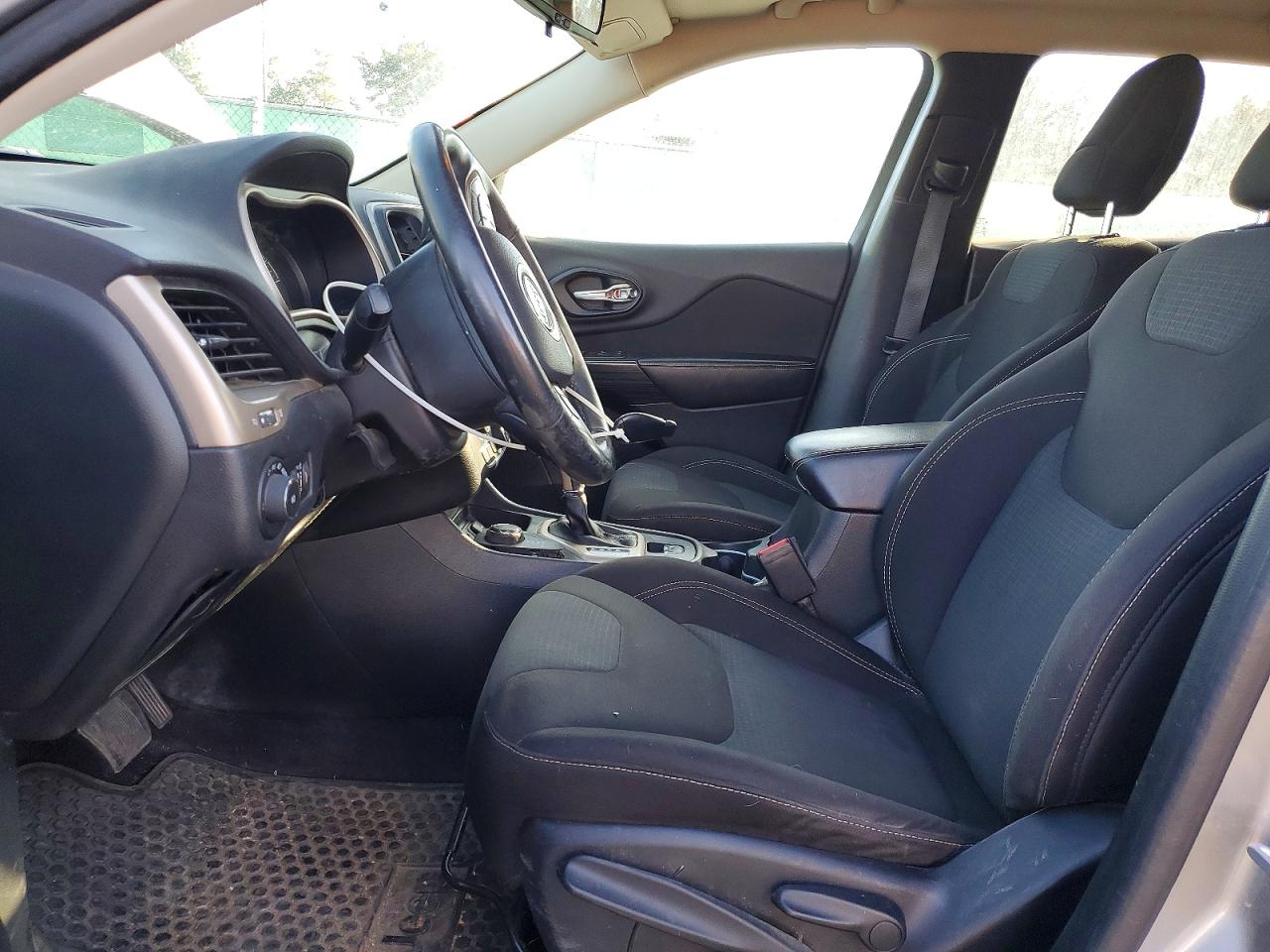 2016 Jeep Grand cher VIN 1C4PJMCS6GW148824 photo 7