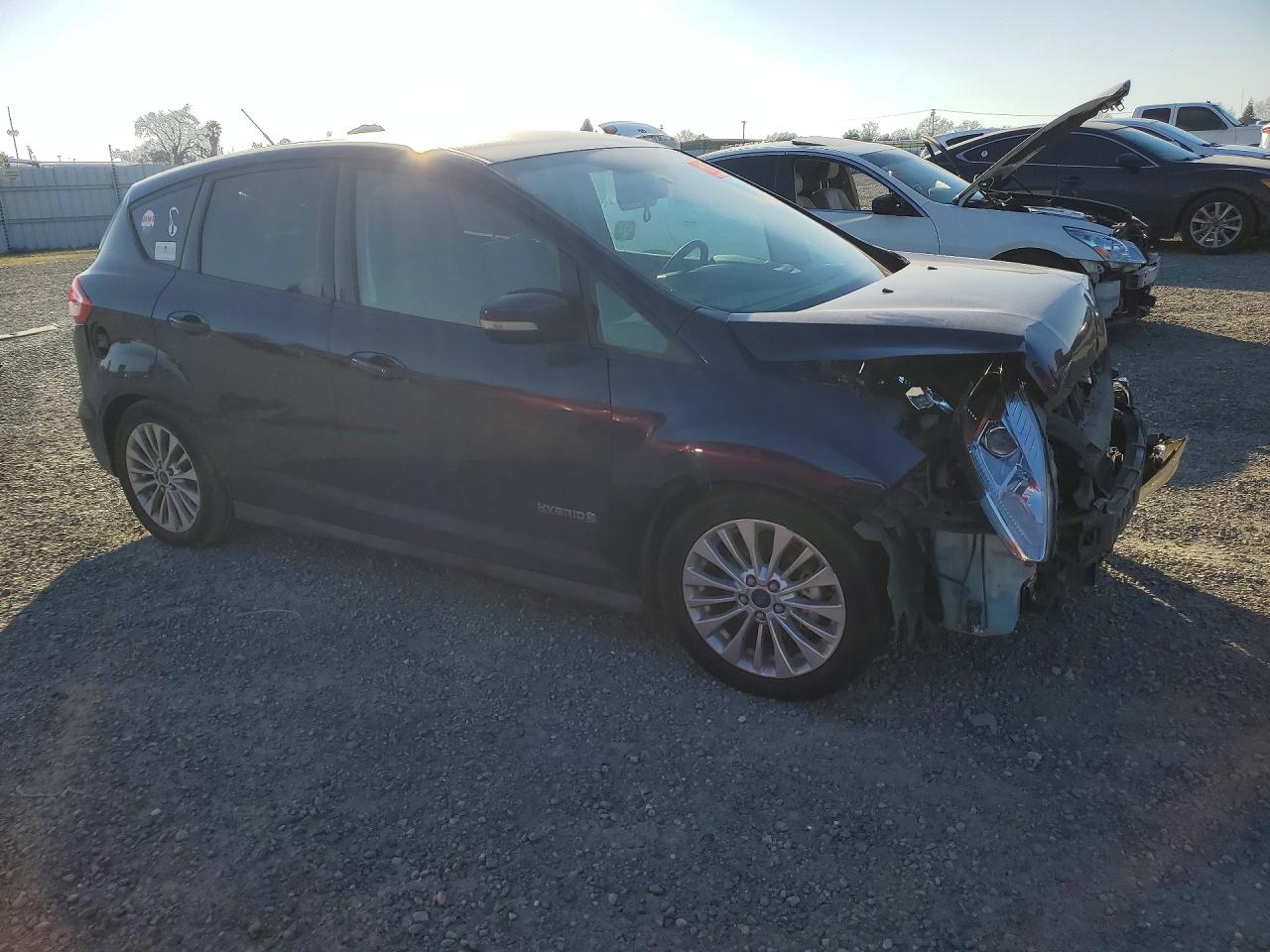 2017 Ford Cmax VIN 1FADP5AU1HL116061 photo 4