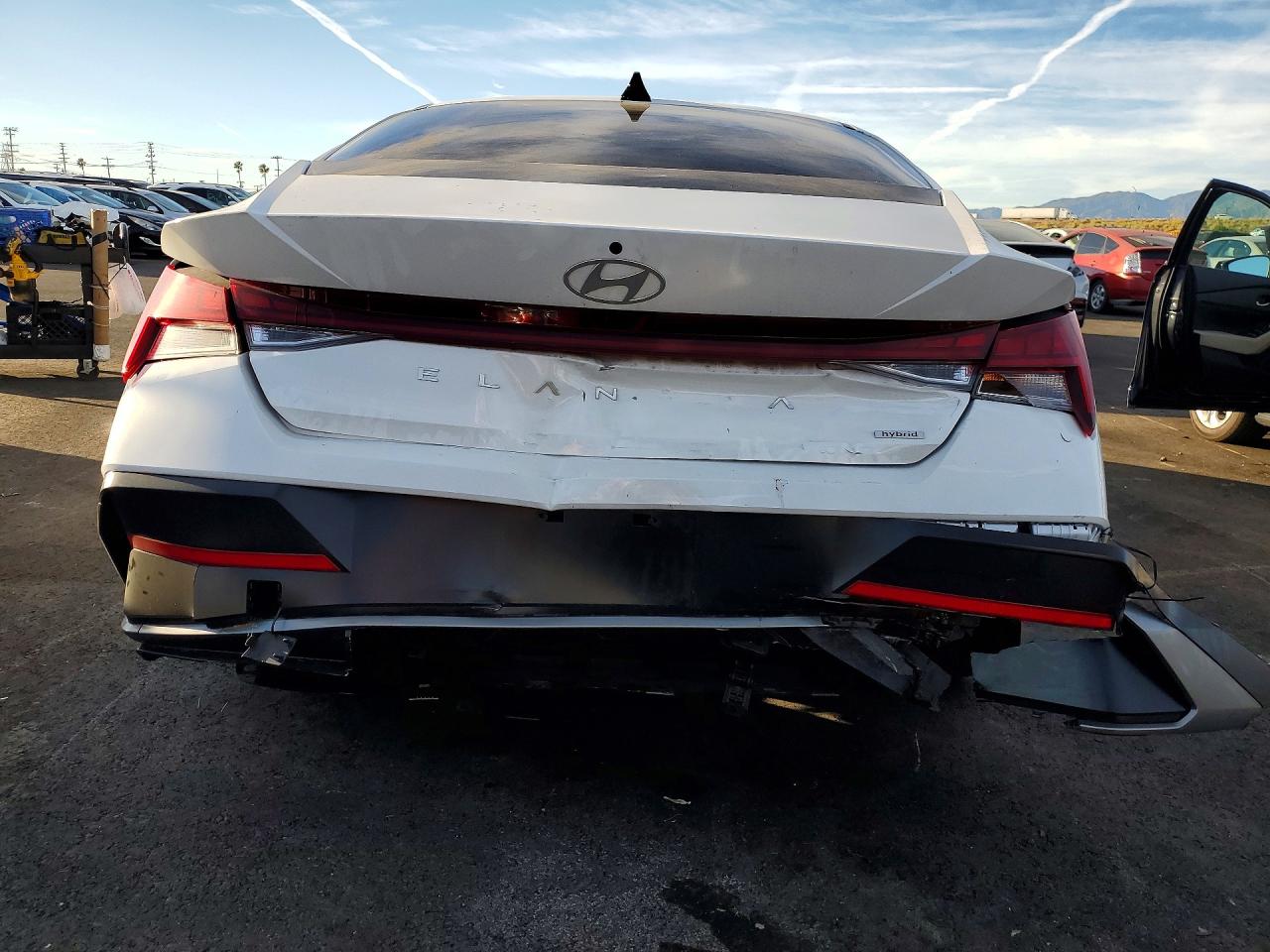 2025 Hyundai Elantra hybrid VIN KMHLN4DJ8SU129510 photo 6